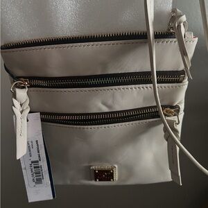 BNWT! Dooney & Bourke Apollo Leather Triple Zip Crossbody Bag In Ivory